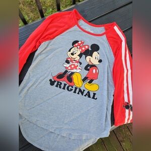 Disney Mickey And Minnie Long Sleeve Tee Vibrant Fun Red Gray White Womens Large